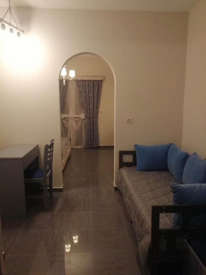 Manolis&xenia Apartment *